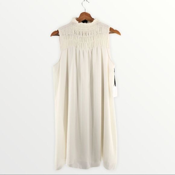 1. STATE Sleeveless‎ Shift Dress Ivory Medium - Picture 3 of 8